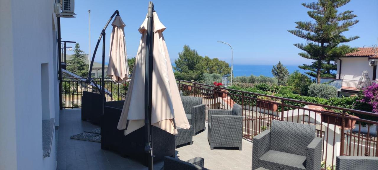 Alba De Mar B&B Roseto Capo Spulico Bagian luar foto